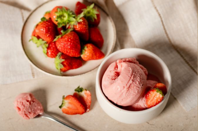 [22004] 22004 - GELATO FRAGOLA 1300g